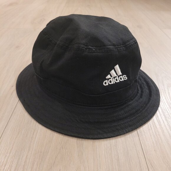 ADIDAS | Bucket Hat - Picture 1 of 8